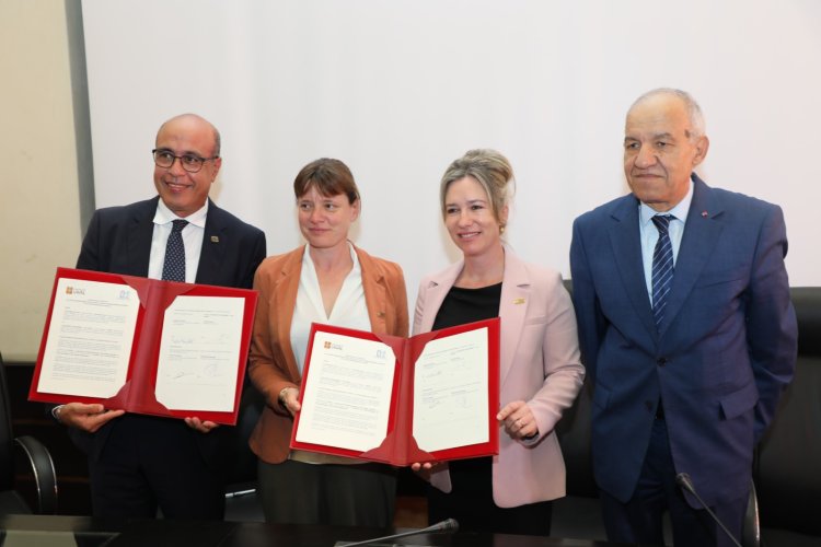 L’Université Med V - Rabat et l'Université Laval - Québec signent deux conventions de coopération