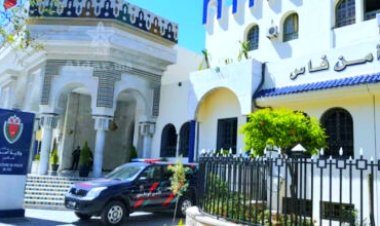 التلاميذ الصحفيون بأكاديمية فاس مكناس يشيدون بمجهودات والي الأمن وعناصر الشرطة في استثباب الأمن ومحاربة الظواهر المشينة في الشارع العام