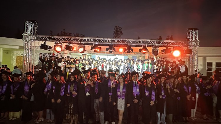 À Fès , l’ENCG célèbre sa quatorzième promotion dans une cérémonie solennelle , portée par l’excellence et l’émotion