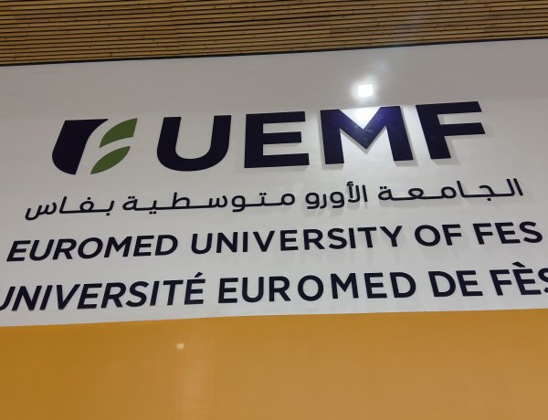 Quand l’excellence universitaire rencontre la solidarité sociale : l’UEMF ouvre ses portes aux enfants de la famille policière